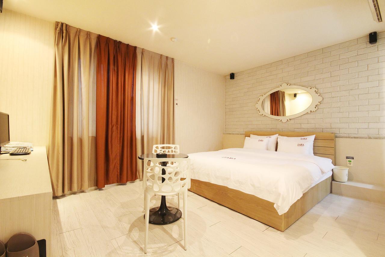 Hotel Zara Changwon Exterior photo