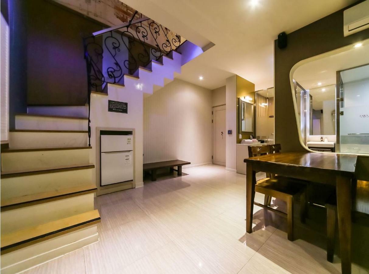 Hotel Zara Changwon Exterior photo